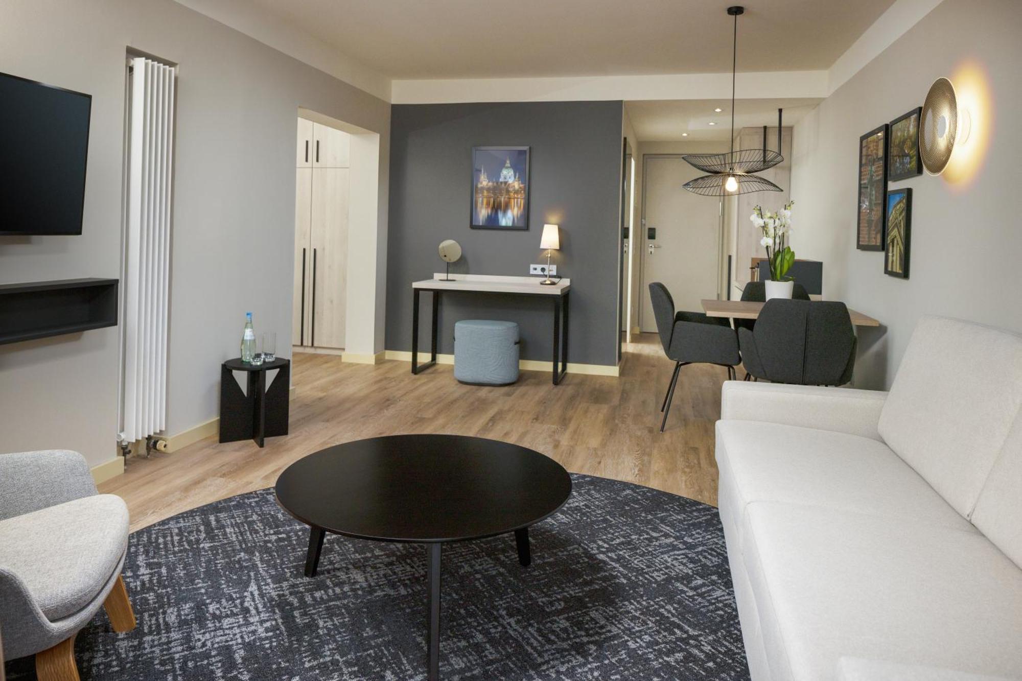 Hotel Doubletree By Hilton Schweizerhof 4*