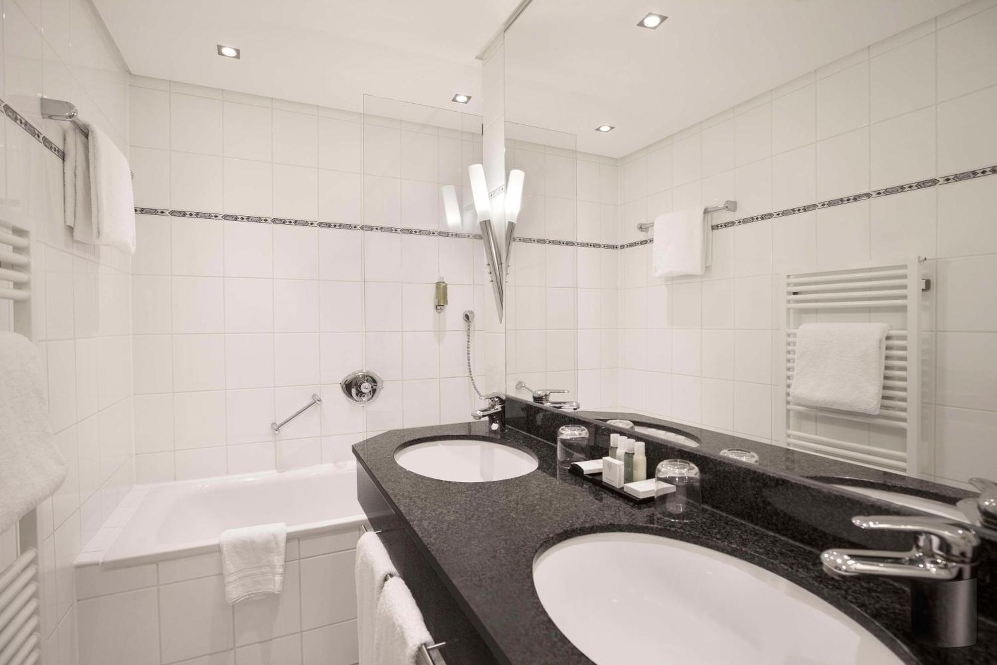 Doubletree By Hilton Schweizerhof 4* Hanovre